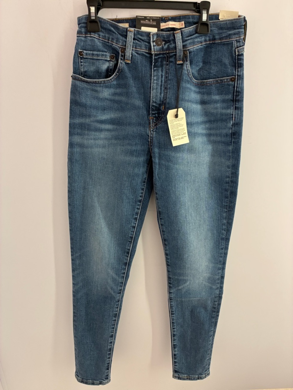 Levi's Women's 721 High-Rise Skinny Jeans, Blue Denim, 27" x 28"